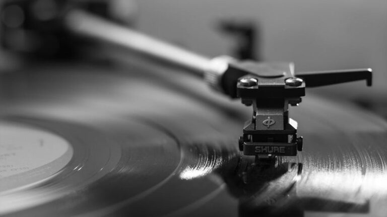 Top-Ten-Albumes-de-Rock-Que-Cambiaron-la-Historia-de-la-Musica